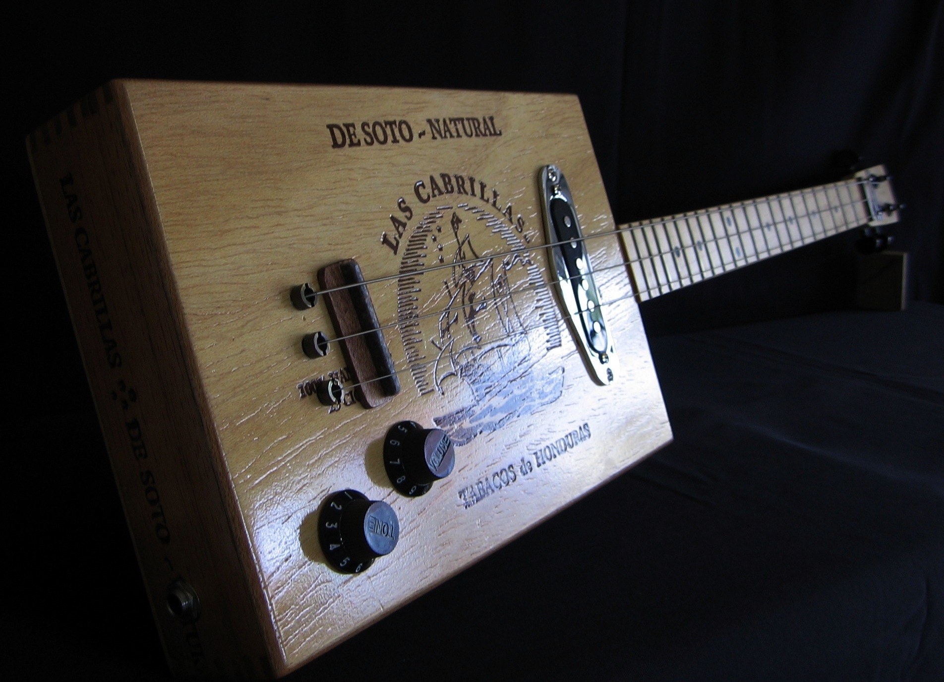 Las Cabrillas cigar box guitar