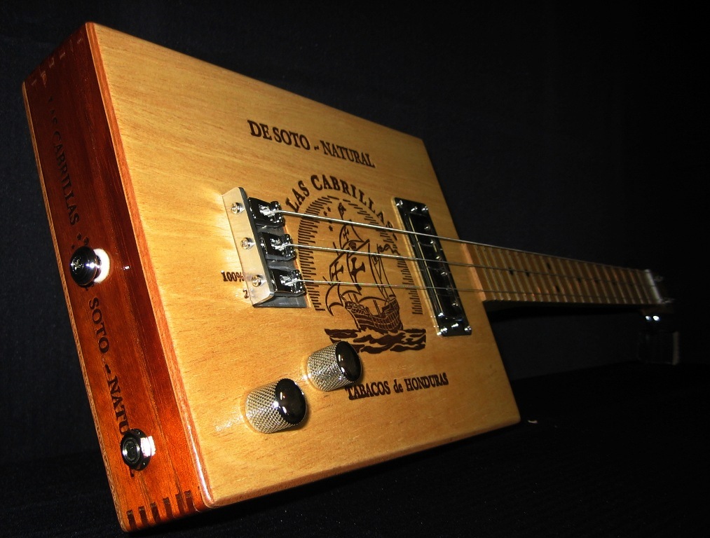 Las Cabrillas 3-string guitar